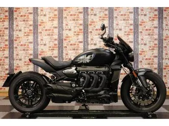 2021 triumph rocket 3 r black limited edition - 2,672 miles - 1 owner - stunning