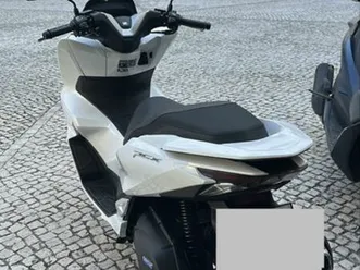 honda pcx 125 cc 2025 avenidas novas