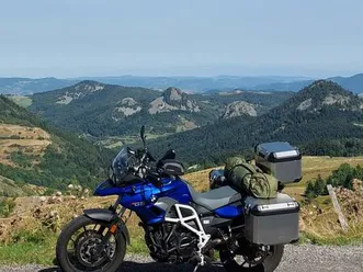 f700gs bmw adventure alu koffer, viel zubehör, 2 fahrwerkshöhen