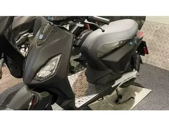 vendo piaggio 1 (2022 - 26) nuova a milano (codice 8545364) - moto.it