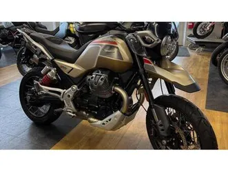 vendo moto guzzi v85 tt travel (2024 - 26) nuova a erba (codice 9833981) - moto.it