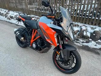 jacky,s garage ktm 1290 super duke gt