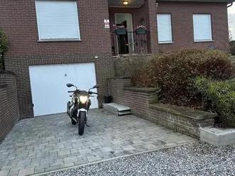 ② kawazaki z125 / 1 er proprietaire / 5000 km