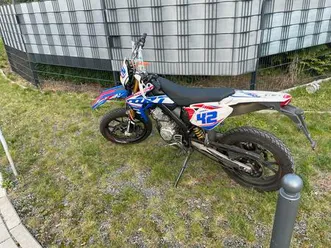 rieju marathon pro sm 125i