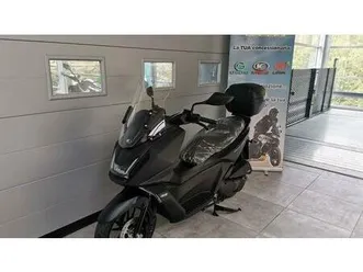 vendo kymco skytown 125i (2024 - 26) nuova a roe' volciano (codice 9530001) - moto.it