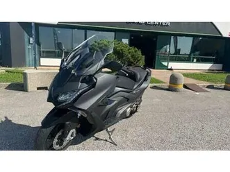 vendo kymco ak 575 premium (2025 - 26) nuova a pradamano (codice 9816842) - moto.it