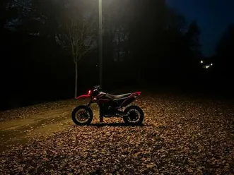 malaguti xsm 125 ( 2020 euro 4 )