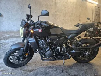 cb 1000 r black edition