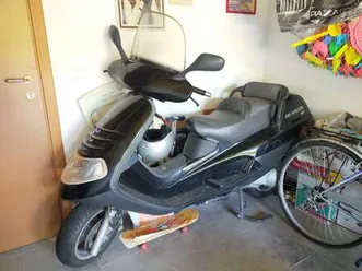 piaggio hexagon 180 doppia forcella nero