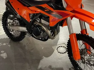 ktm sx-f 350 2025 27 heures état impécable