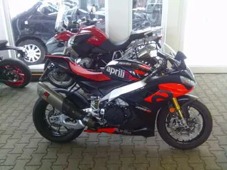 aprilia rsv4