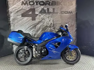 triumph sprint st 1050
