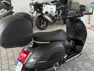 vespa gts 300 s-tech
