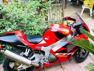 honda vtr 1000 sp1 rosso