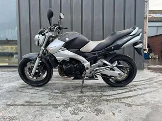 ② suzuki gsr600