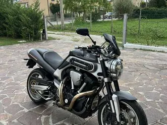 yamaha mt-01