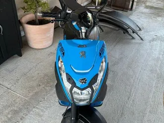 scooter peugeot