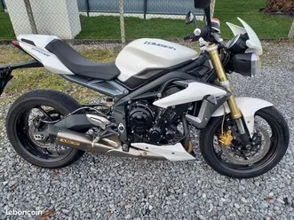 triumph street triple 675