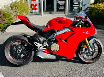ducati panigale v4 s