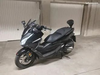 scooter 125cm2 forza