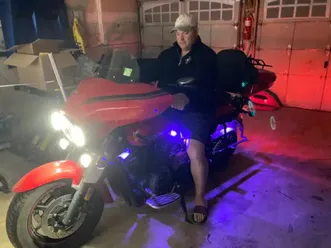 2015 yamaha vstar deluxe., red and black w/ upgrades.