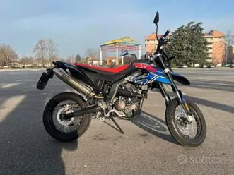aprilia sx 125 4t