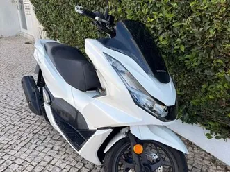 scooter honda pcx 2021 albufeira e olhos de água