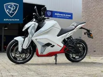 nieuw: ultraviolette f77 super street 100% elektrisch — motoren | overige merken — marktplaats