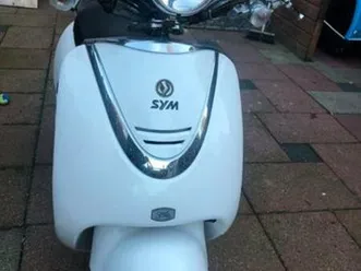 sym allo (blauw kenteken) 150 euro start rijd — scooters | sym — marktplaats