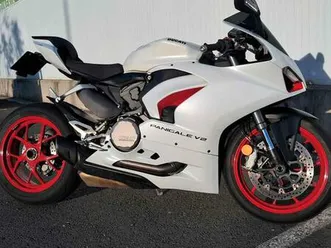 ducati - panigale v2