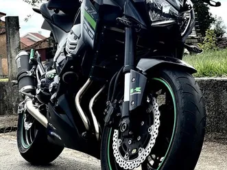 kawasaki z800 como nova