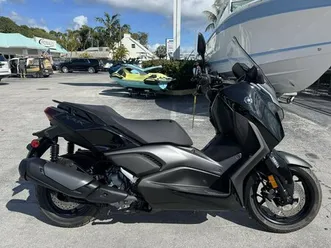 2025 yamaha xmax