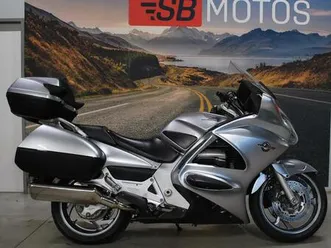 ② honda st 1300 pan european (année de construction 2011)