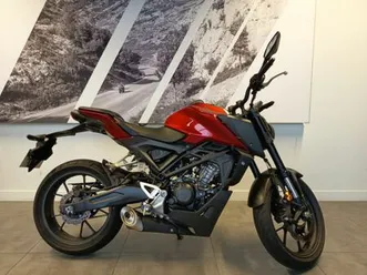 honda cb125r 2025 125 cm3 | moto roadster | 1 580 km | rouge | 33700 merignac