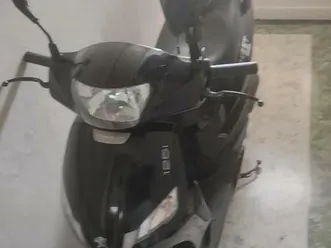 ② peugeot tweet 125 i