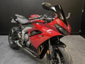 triumph  daytona 660 2025 660 cm3 | moto sportive | 300 km | rouge | 87280 limoges