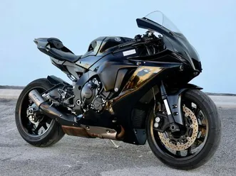 2023 yamaha yzf r1