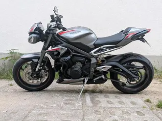 triumph street triple 765 rs 2020