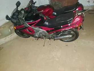 kawasaki - zzr 600 cc