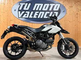 ducati - hypermotard 796