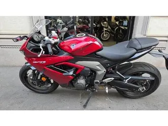 vendo triumph daytona 660 (2024 - 26) usata a milano (codice 9892028) - moto.it