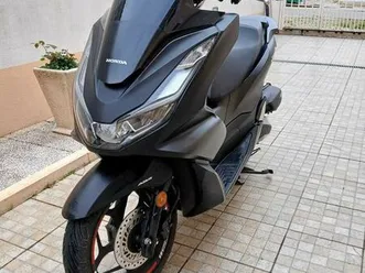 honda pcx 125. ano 2021 moita