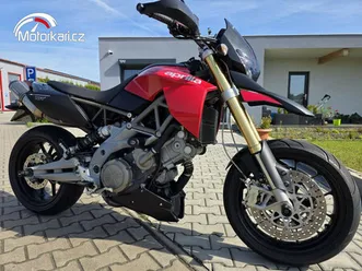 aprilia dorsoduro 750