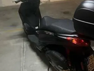 piaggio medley 150 - 2024