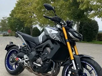 yamaha mt09 sp akrapovic