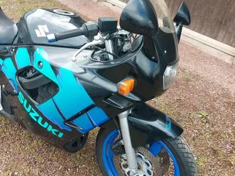 suzuki gsx600f gn72a