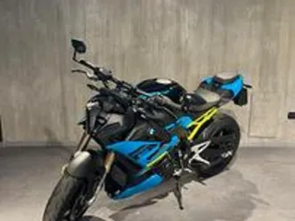 bmw s 1000 r - anno 2025 - km 6098