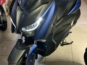 yamaha x-max 300 blu/azzurro
