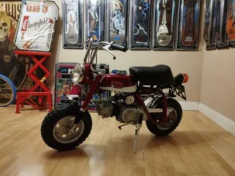 honda monkey z50a candy ruby red