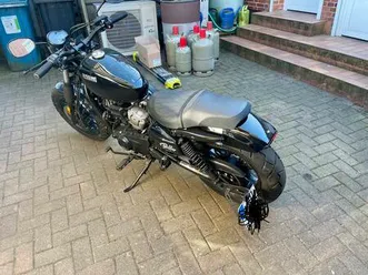 verkaufe hyosung gv 125 s e5 top zustand